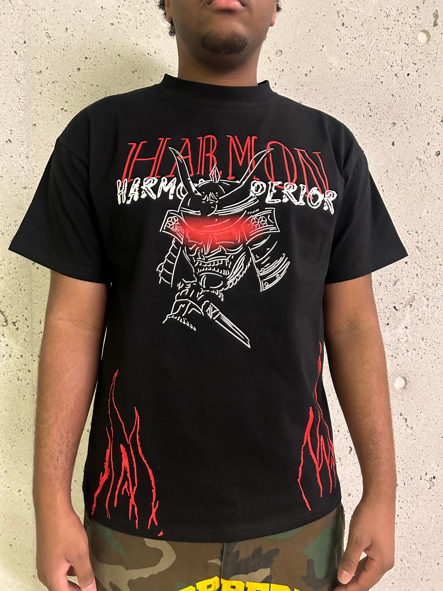 Black HarmonSuperior Colorway